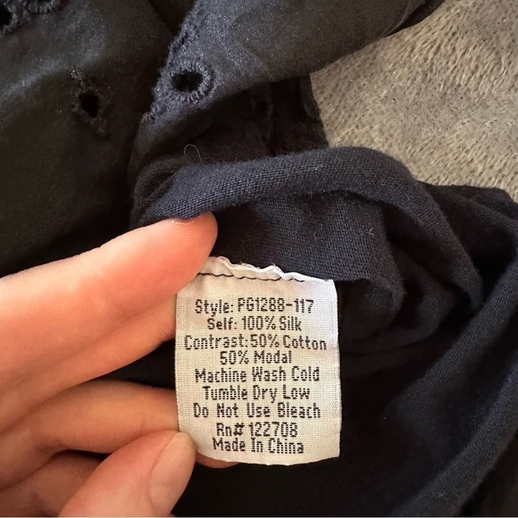 Johnny Was Black Silk Eyelet Sleeveless Embroidery Tank Top Blouse Size S - Picture 9 of 11